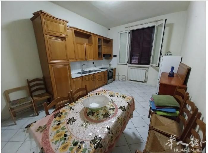 套房出租：普拉托 Piazza  Ciardi 离中国街步行需10分钟，第一层没