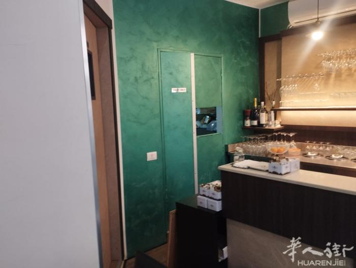 Messina 出售餐饮酒吧业务  私人电话☎️：+39 324 781 016