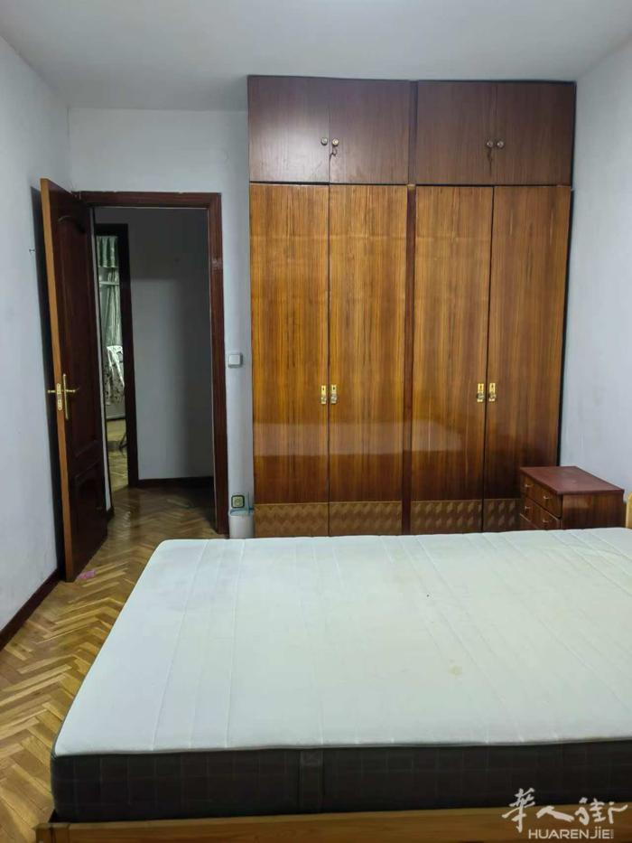 随时起租，马德里Calle de Évora  N 3   Piso 2A，6号