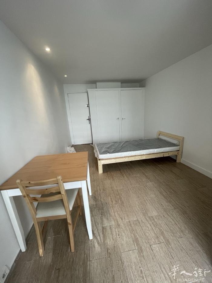 13区(ID：186071) 17平的 Studio  有家具