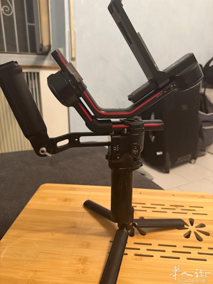 大疆稳定器dji rs3pro 成色7-8成新 自用一年 功能正常 因为想买rs