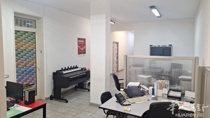 Tremestieri Etneo，Catania 出售商业地产  私人电话☎️