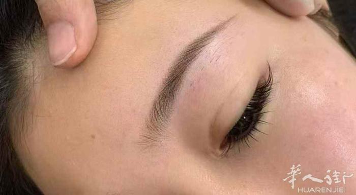 全巴黎可约做眉毛 眼线 唇 100 起 点疣 点痣 点猴 1 起 感兴趣➕V a