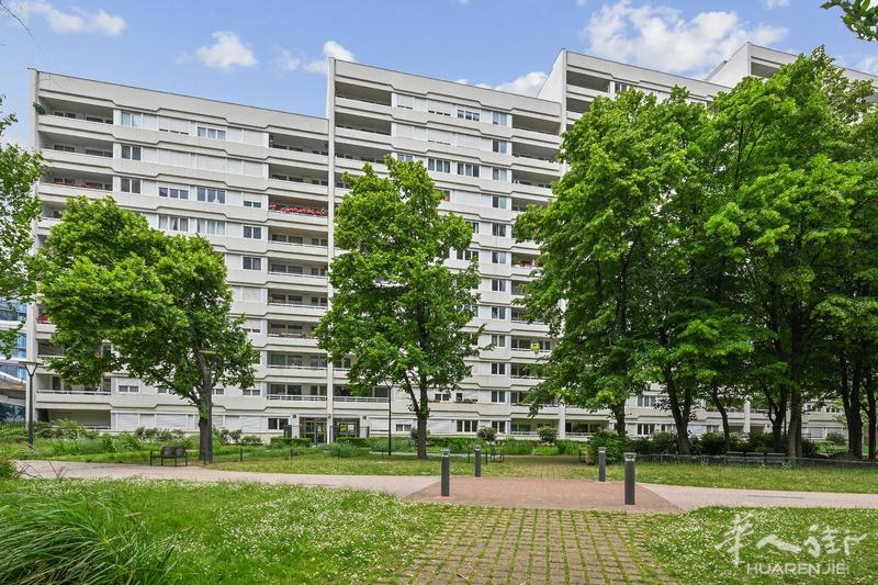 巴黎第92区Courbevoie市中心La Défense旁边好房出售
