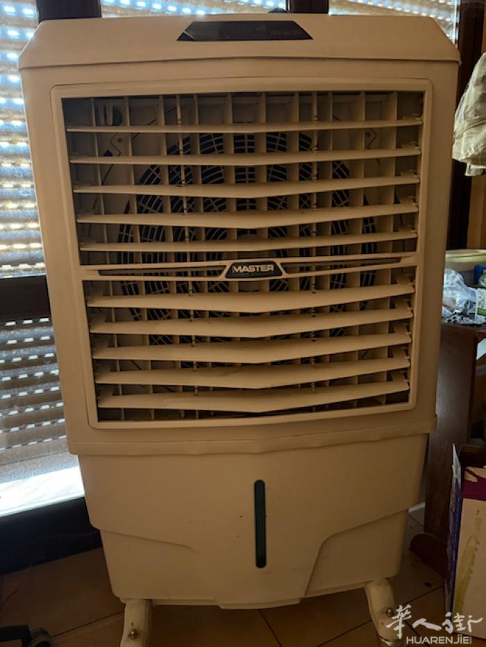 大水冷空调冷风机．工厂必备神器．用电省节能．原价1200十iva．因工厂关闭特价