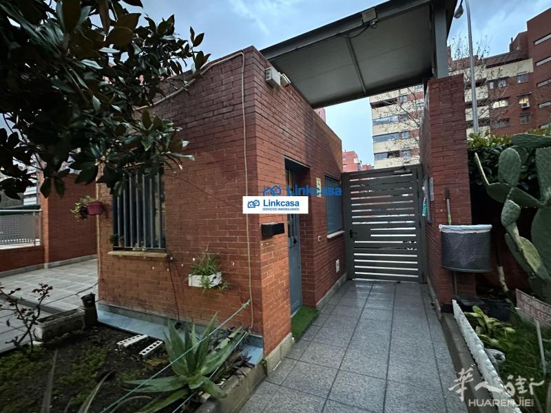 马德里Orcasitas封闭式社区高品质三居室带车位带泳池