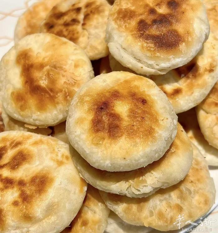 1欧1个糖酥饼可预定！味道赞哟，可好吃啦！需要的可联系！电话：074515978