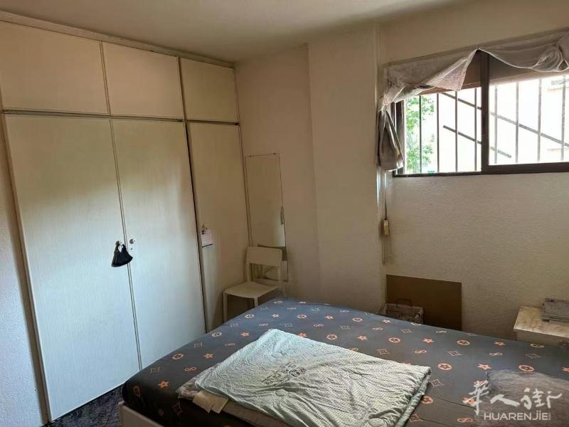 🏠巴塞L2/L4 La pau 2大房间出租