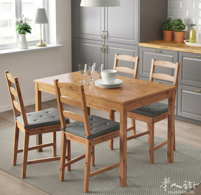 宜家桌子+4个椅子🪑（JOKKMOKK），送4个椅垫（IKEA MALINDA