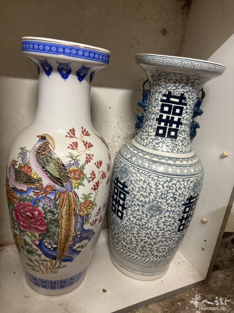 出中式花瓶高50厘米左右，一个35欧