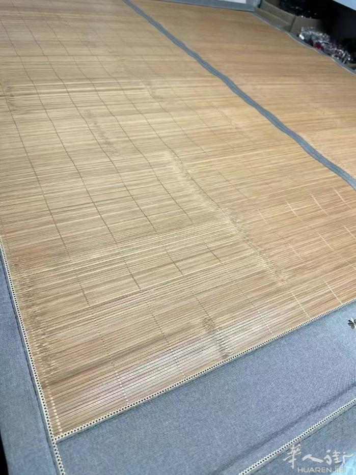 双面凉席1米40✖️190 也适合1米5的床 需要加微信 0749412594或