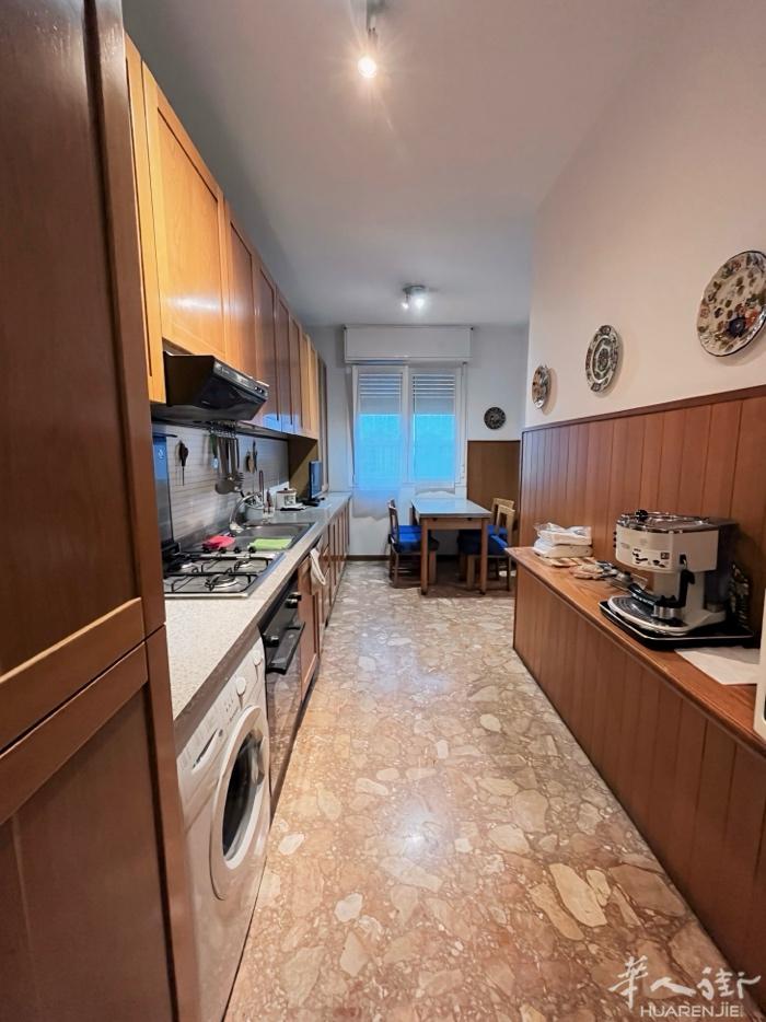 【低价出租】🇮🇹BONOLA区域三室精品房(外加➕房屋内自带两个独立储藏间)