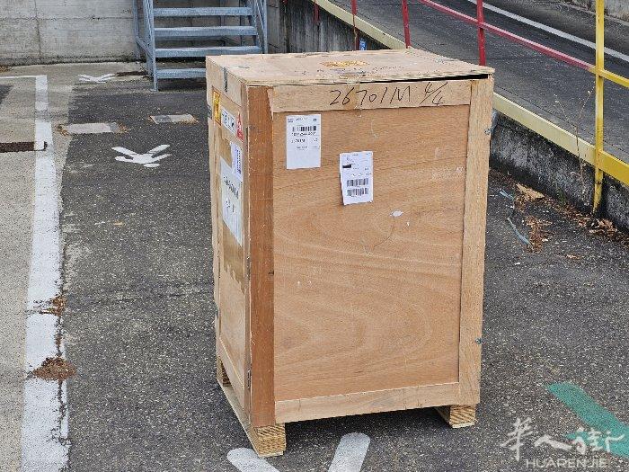 想要抓紧 最后一台  摆盘sashimi碎冰机 产量150Kg/天 适合大型餐馆