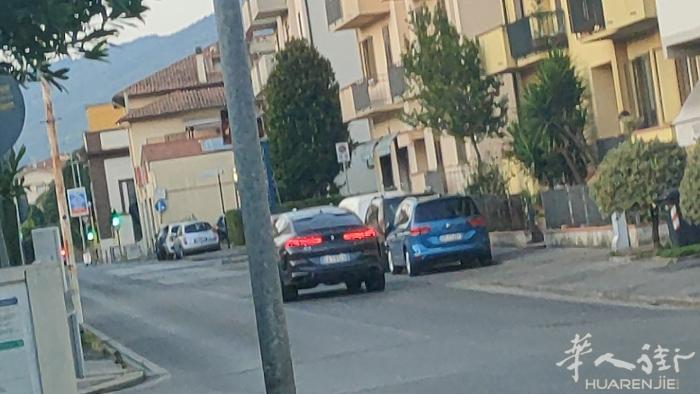 prato市内和igig 可开 需要出租车 请联系