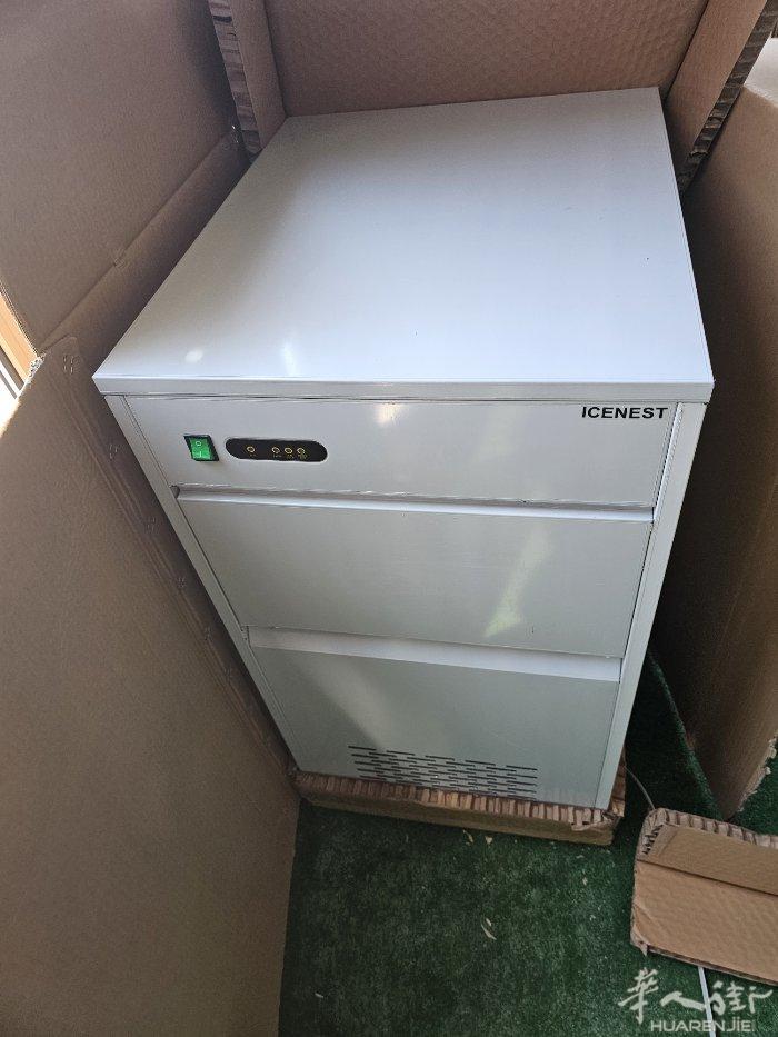 出碎冰机 全新封包装  牌子IceNest  价格2090€(物价贵不比以往)
