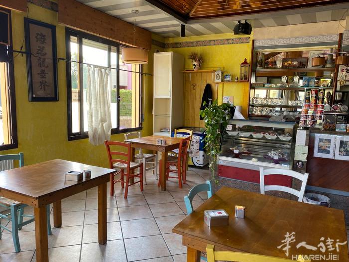 Conegliano，Treviso  出售商业房产  私人电话☎️：+39 3