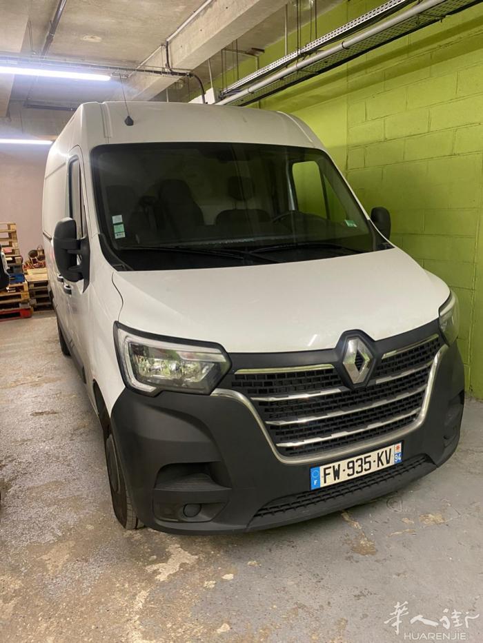 出售Renault Master L2H2 保养良好，无需任何维修；适合送货、搬