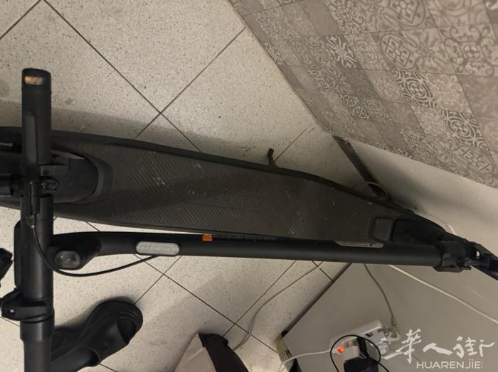 原价400块 现在离上班的地方近了 用不到了 就骑过4个月  价格可谈
