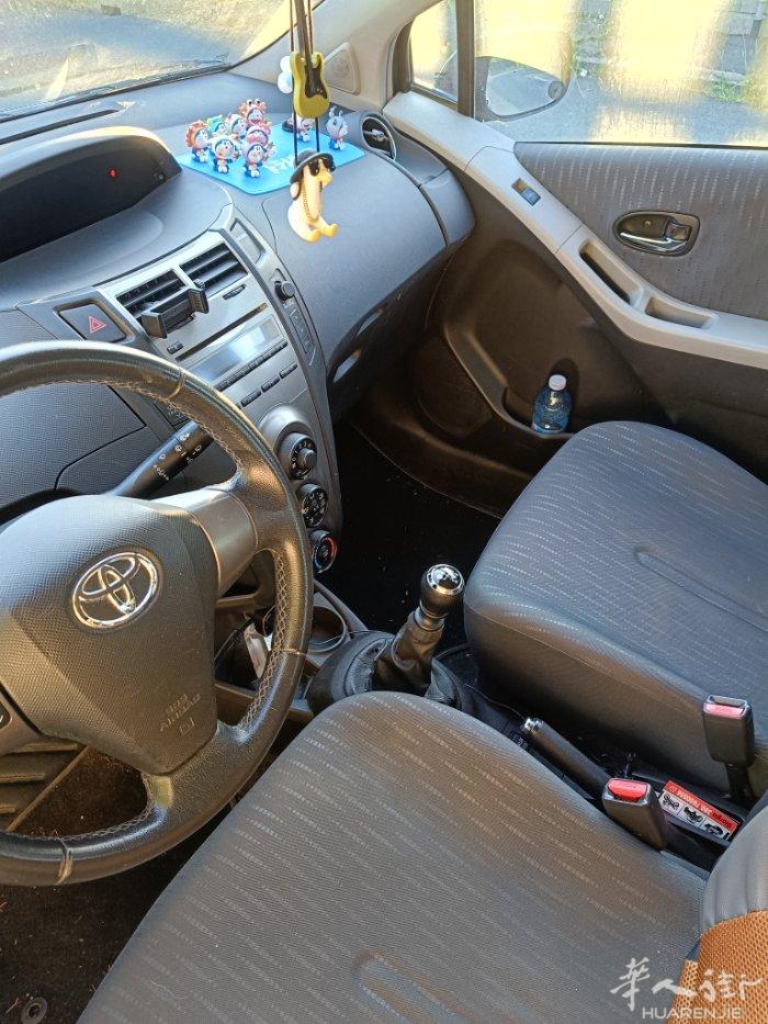 Toyota yaris 2009年 公里数9万多 柴油