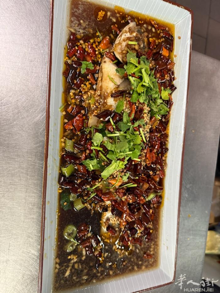 在德国曼海姆唯一一家正宗的火锅店（川香），食材新鲜，吹着空调吃着火锅，神清气爽，