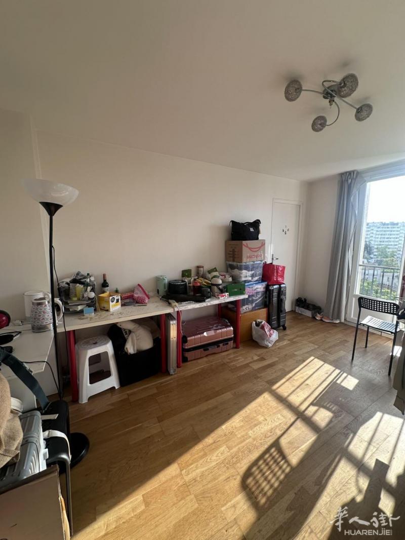 94省,Ivry-sur-Seine（94200） (ID：205567) 10平的 独立房间（合租） 卧室数1  有家具