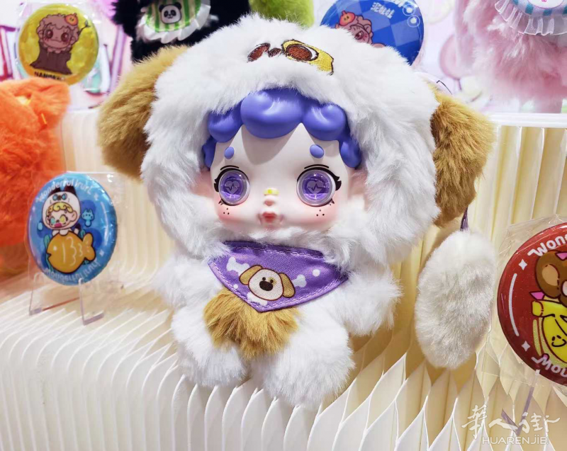 潮玩艺术摆件中国已经火了10年，而欧洲才刚开始！