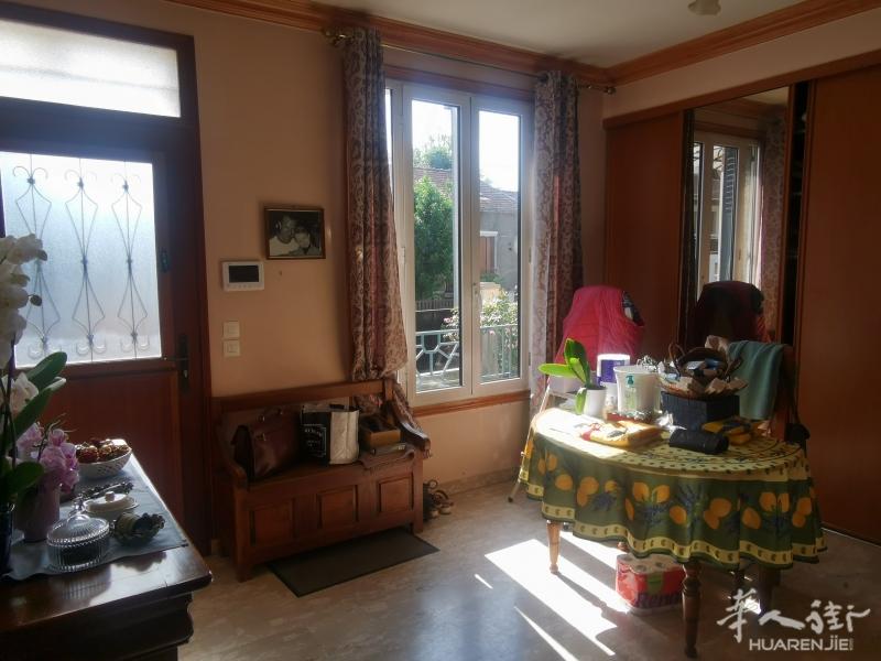 https://att.huarenjie.com/attachment/information/20250712/1752326954492539.jpg
