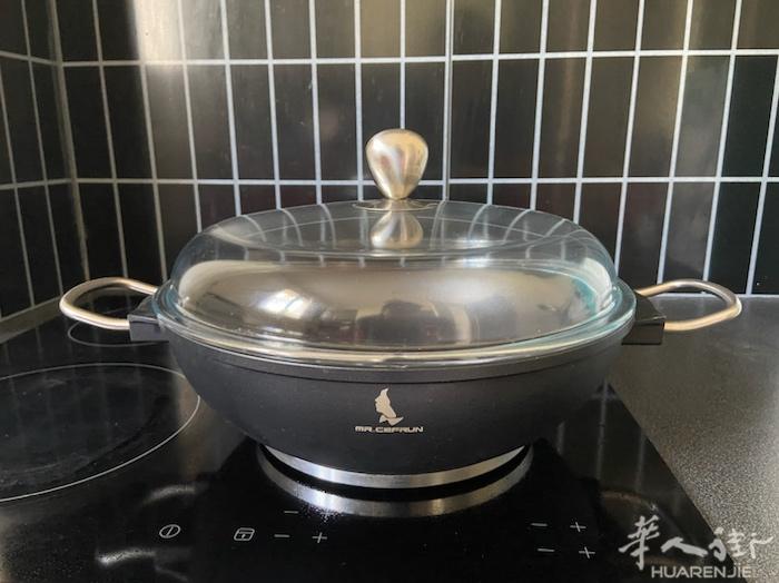 大巴黎91省Orsay出二手双耳炒锅，之前公司给搬家的时候从国内带过来的，在法国