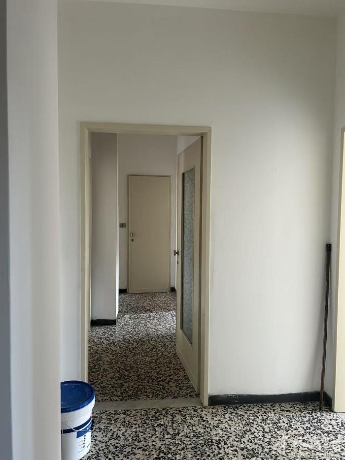 米兰大套房出租区域（Quarto Oggiaro）， 地址：via carlo
