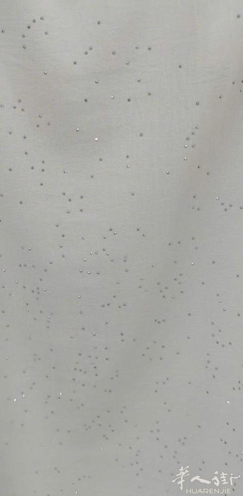 出售一台全新的压钻机器 刚运出来现在没有空间放打算出手 有意者价格电话联系
