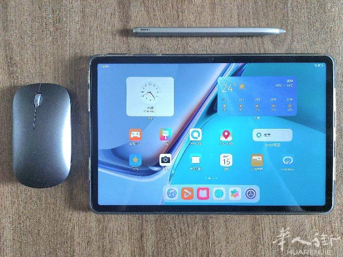 出一台华为平板matepad11, 带鼠标和手写笔