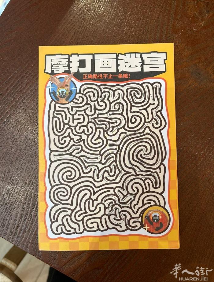 桌垫纸的妙用~ 很多老板的餐厅都有使用桌垫纸，最开始往往是为了美观，防油防污等优