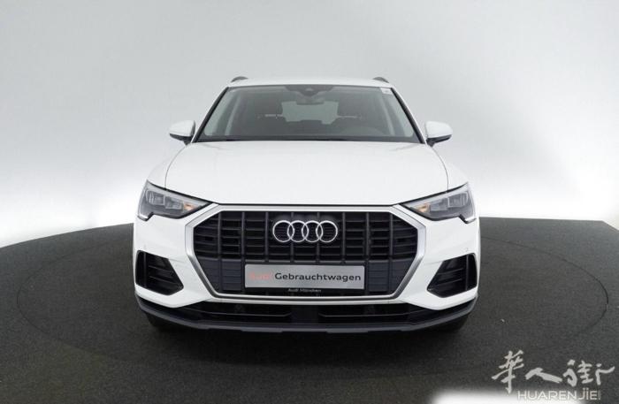 奥迪Q3 汽油油电混合自动挡2022年3万公里 7cv, 保修2年,