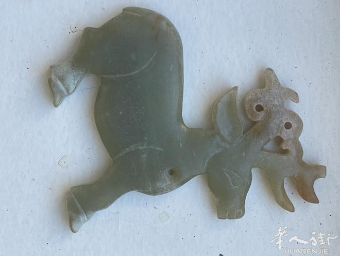 文玩清仓低价出货，玉鹿。120欧一个，200欧两个。