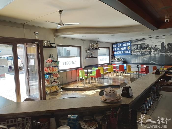 Valgandino出售一家店铺  转让一间经营了40年的成熟商铺，位于Valg