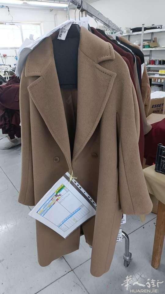招聘女西服 大衣熟练夫妻车工，货大批，适合者联系3