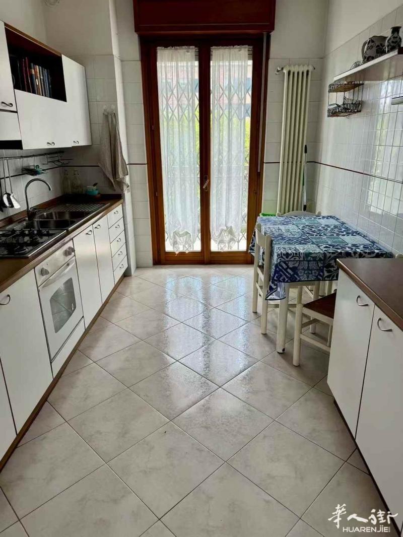 https://att.huarenjie.com/attachment/information/20250724/1753350108322663.jpg