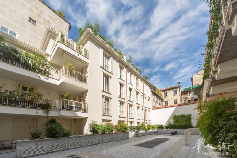 米兰核心地段奢华三居室出售 | Crocetta, Bocconi, Santa Sofia