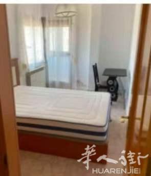 Parla火车站旁三房一厅出租
