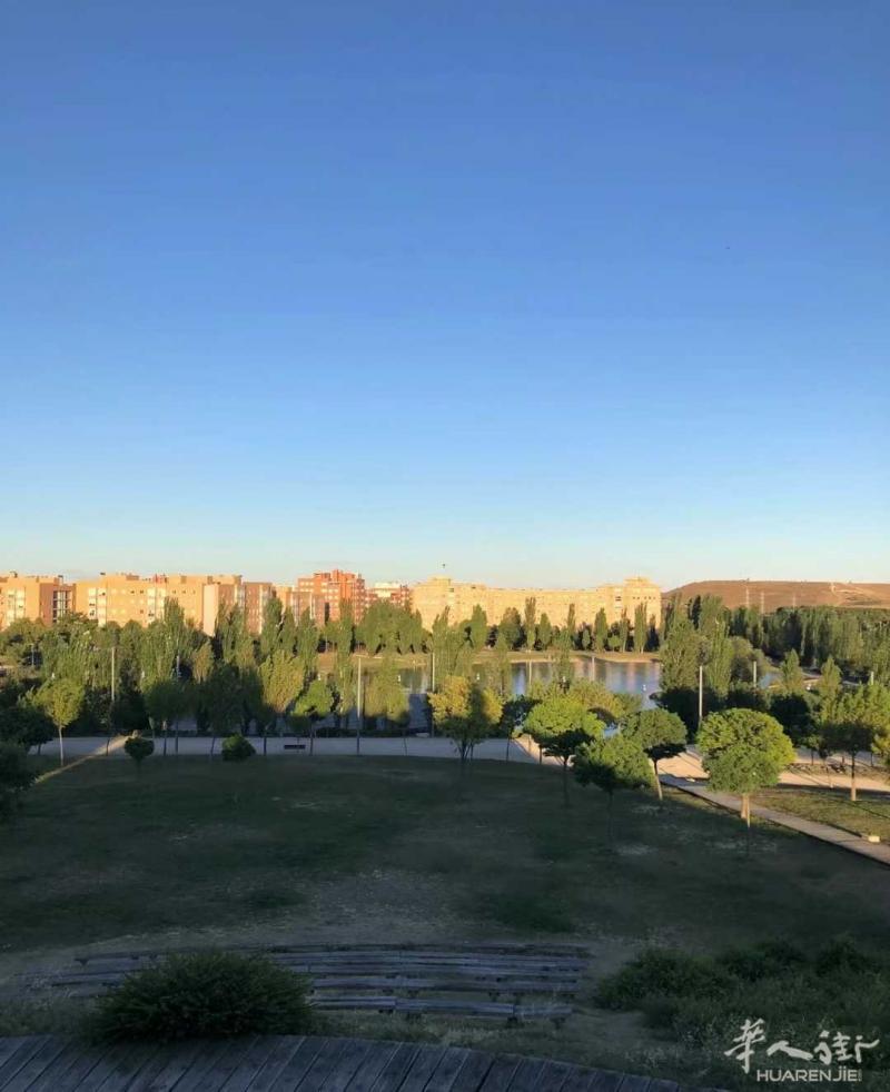 6号线Alto de Extremadura单身公寓出租