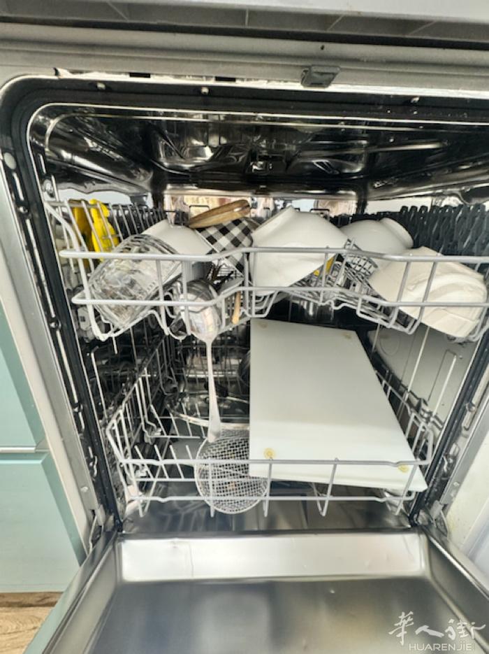 出二手自用洗碗机（用了两年） Beko不锈钢嵌入式洗碗机  多模式旋钮控制｜上下