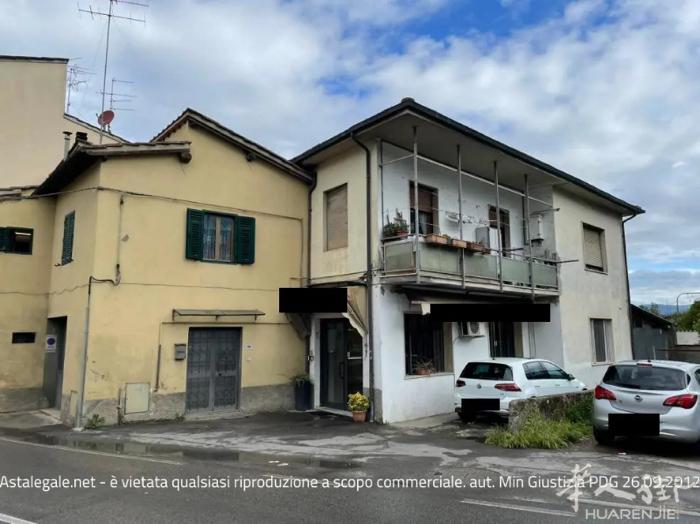 【拍卖房】Lastra a Signa, Firenze 出售公寓  2 室 1