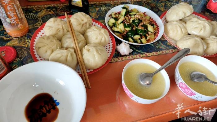 留学生求暑假兼职，求一份厨房类的暑假工，本人会做面食，饺子之类…