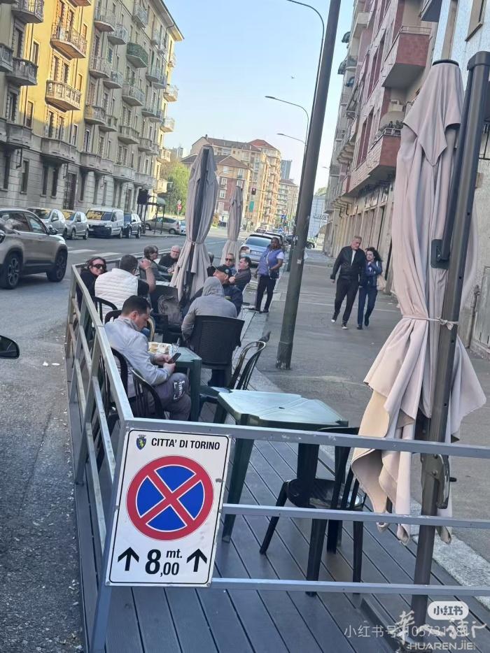 torino metro附近酒吧转让，吧台一天400左右，带老虎机，台球，小桌球