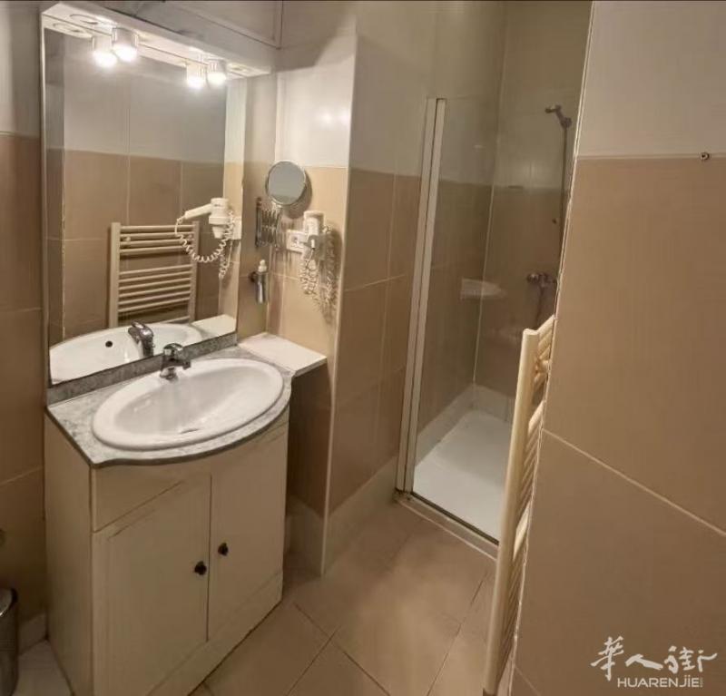 好价格!!降价了!!巴黎市中心的稀有房源🏡巴黎92区二手studio🏠23M²售价250 000💶‼️