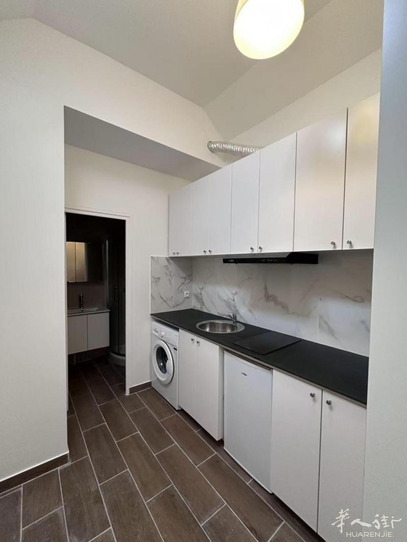 94省,Villejuif(94800) (ID:205451) 15平的 studio 房间数1 卧室数1 有家具