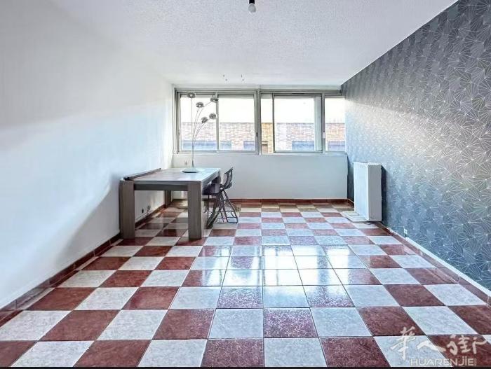 🔥94 vitry sur seine 四房一厅大户型出售   优势：大楼独立
