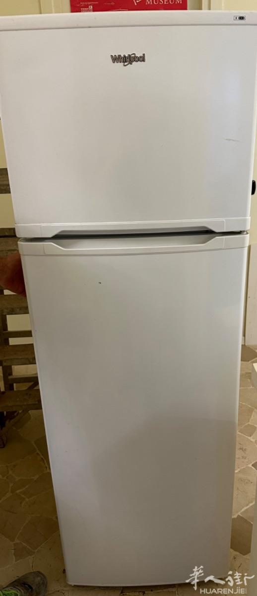 米兰市出售冰箱 Whirlpool: 价格135 欧