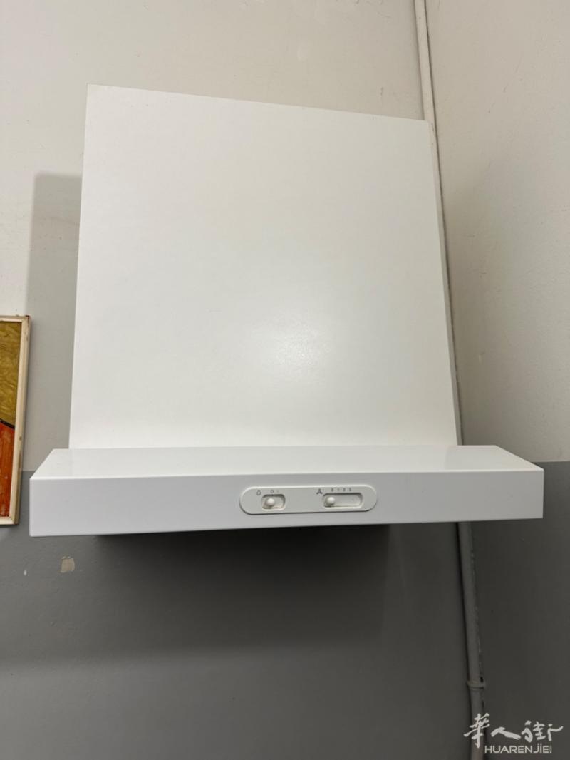 米兰市出售家用厨房抽风机。 价格35