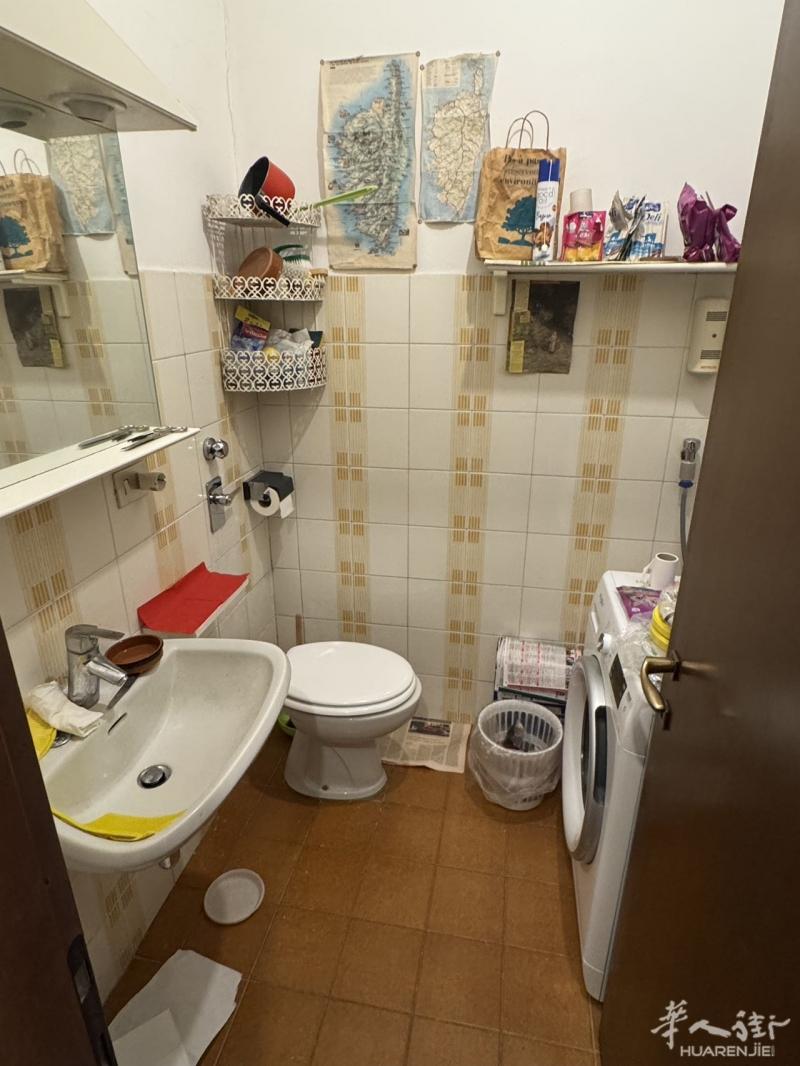 https://att.huarenjie.com/attachment/information/20250730/1753891063343859.jpg